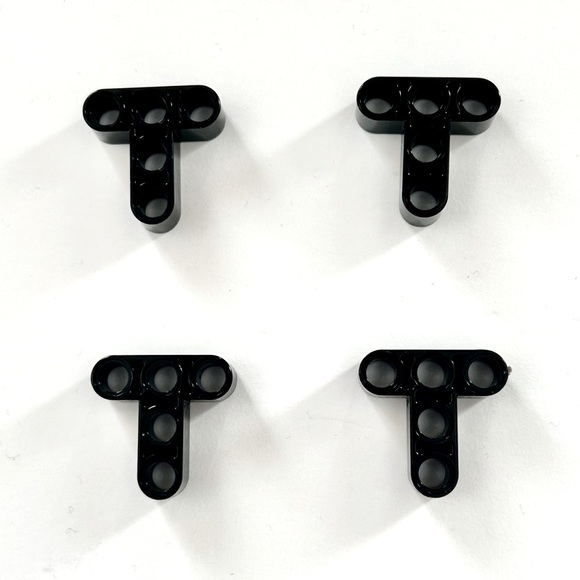 LEGO MINDSTORMS EV3 31313 Black T Shaped Replacement Parts - Picture 1 of 3